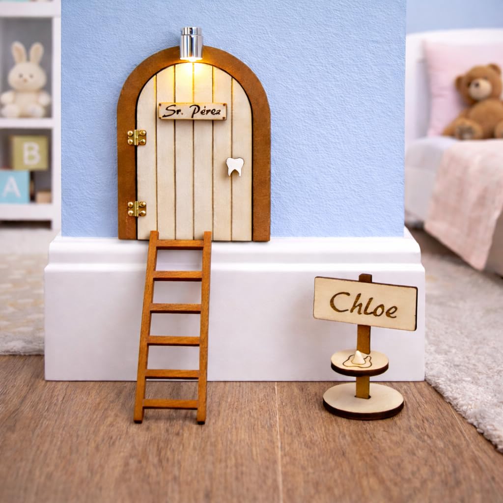 Puerta Ratoncito Perez con LUZ Led, escalera y repisa personalizada. Mini Puerta Mágica Infantil de madera para la Visita del Ratón Pérez. Regalo Original, Niños, Decoración Habitación, Dientes