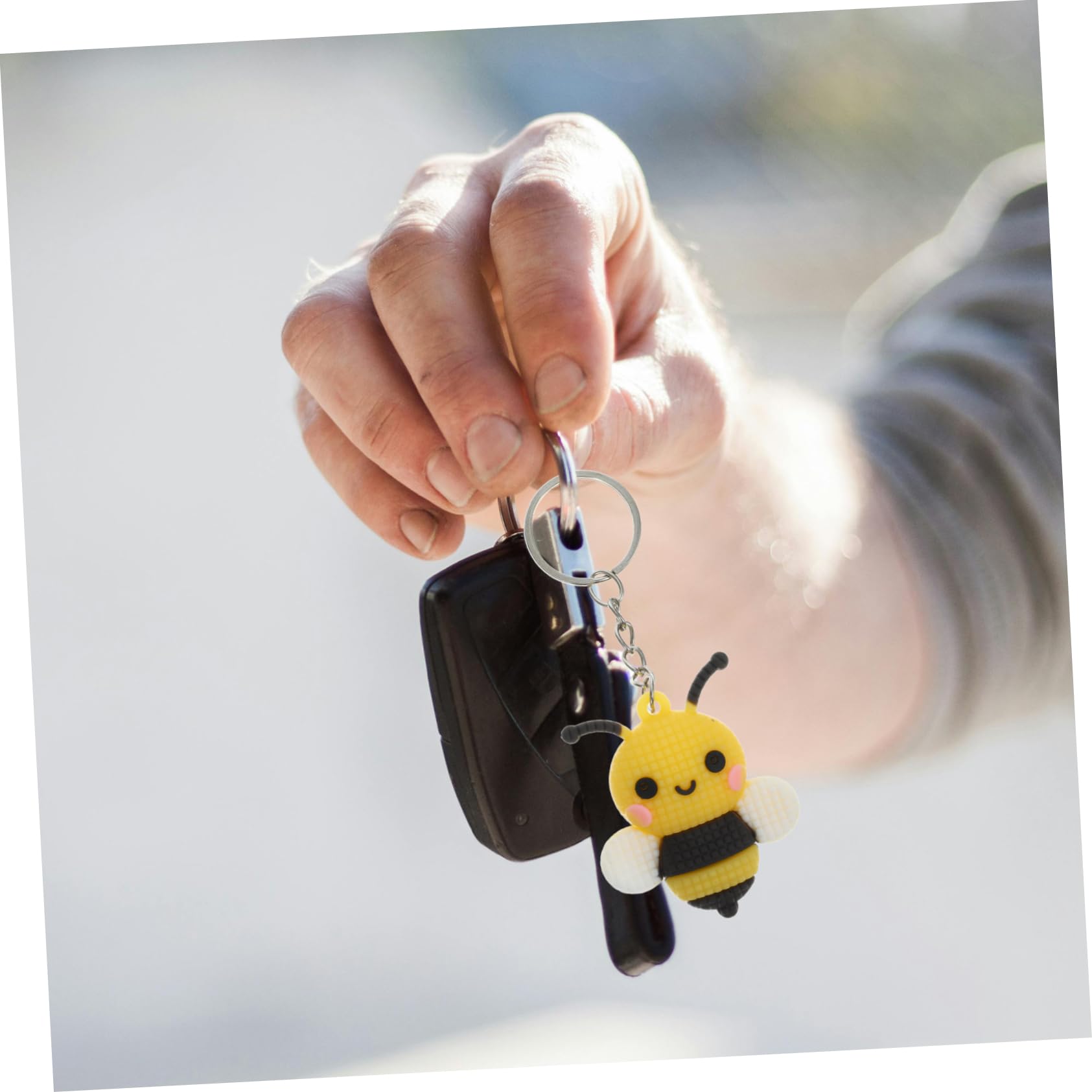 Amazon.co.jp: VICASKY 10個蜂のキーホルダー装飾 ペンダント付き