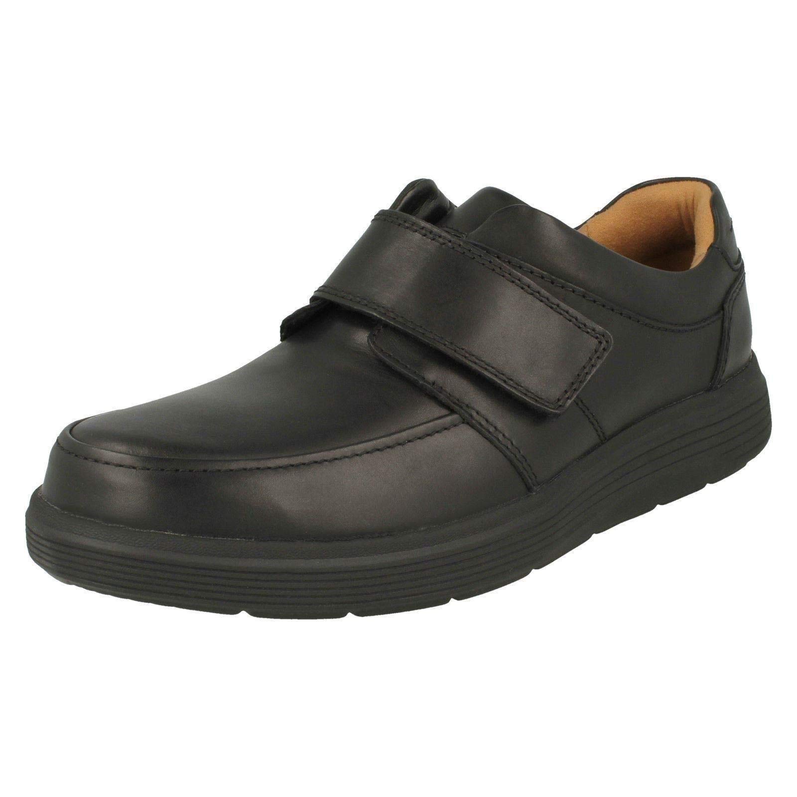 Clarks Un Abode Strap Black leather Mens comfort shoes 3698-68H in a Plain Leather in Size 11
