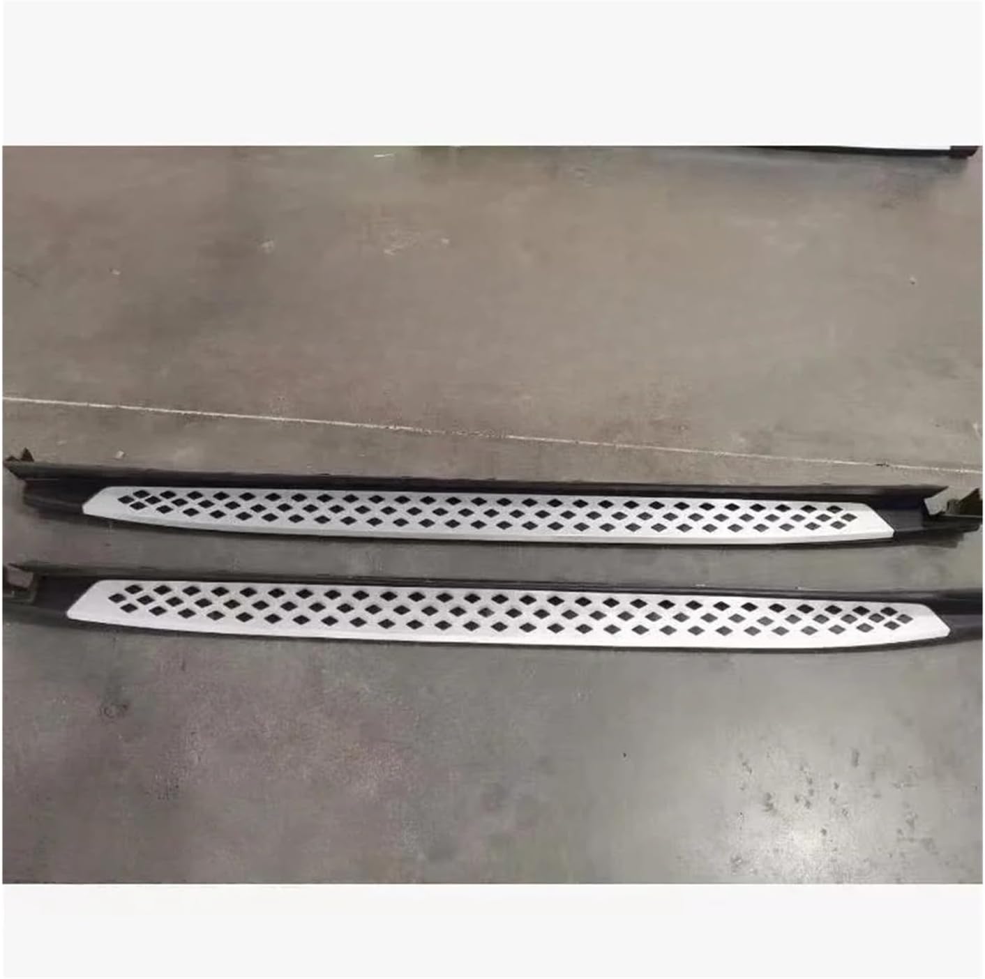 Aluminum Alloy Side Steps Are As Welcome Boarding Pedal Accessories