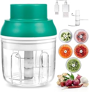 Electric Mini Garlic Chopper, Wireless Food Processor Garlic Press Vegetable Mincer Crusher with USB Charging and Powerful Cutting for Onion Ginger Chili Pepper Spice Meat, BPA Free (250ml)