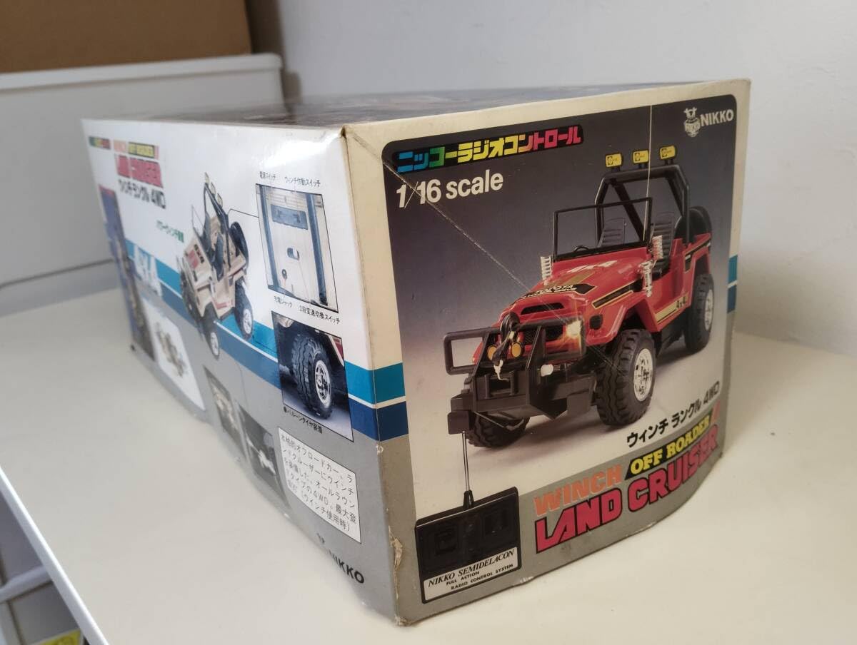 Amazon.co.jp: 有 ニッコー ウインチ ランクル 4WD 赤 ラジコン RC