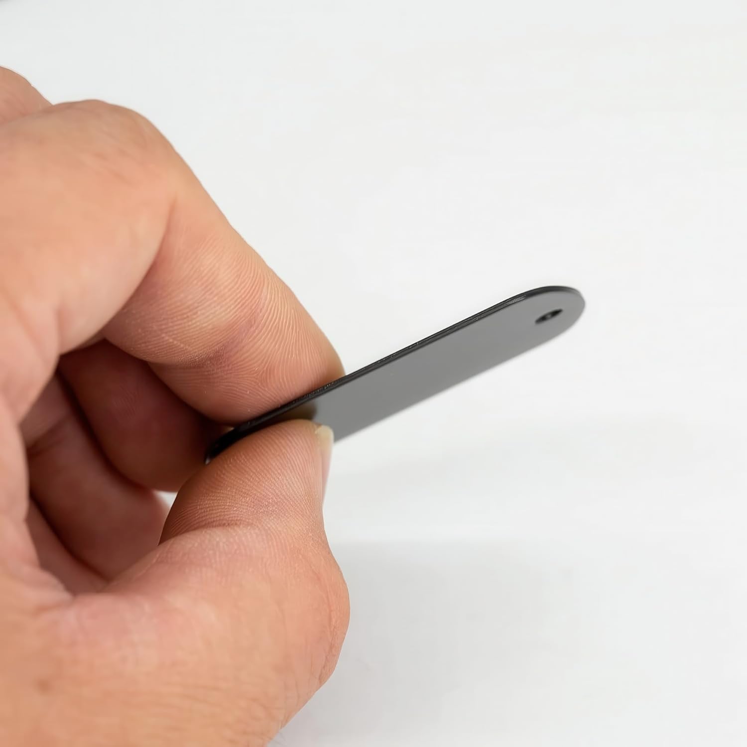 100 Pcs Black Dog Tag Blanks for Laser Engraving - Bulk Black Anodized Aluminum Metal Tags for Engraving, DIY Pet ID, Stamping Blanks, Keychains (50mm x 28mm)