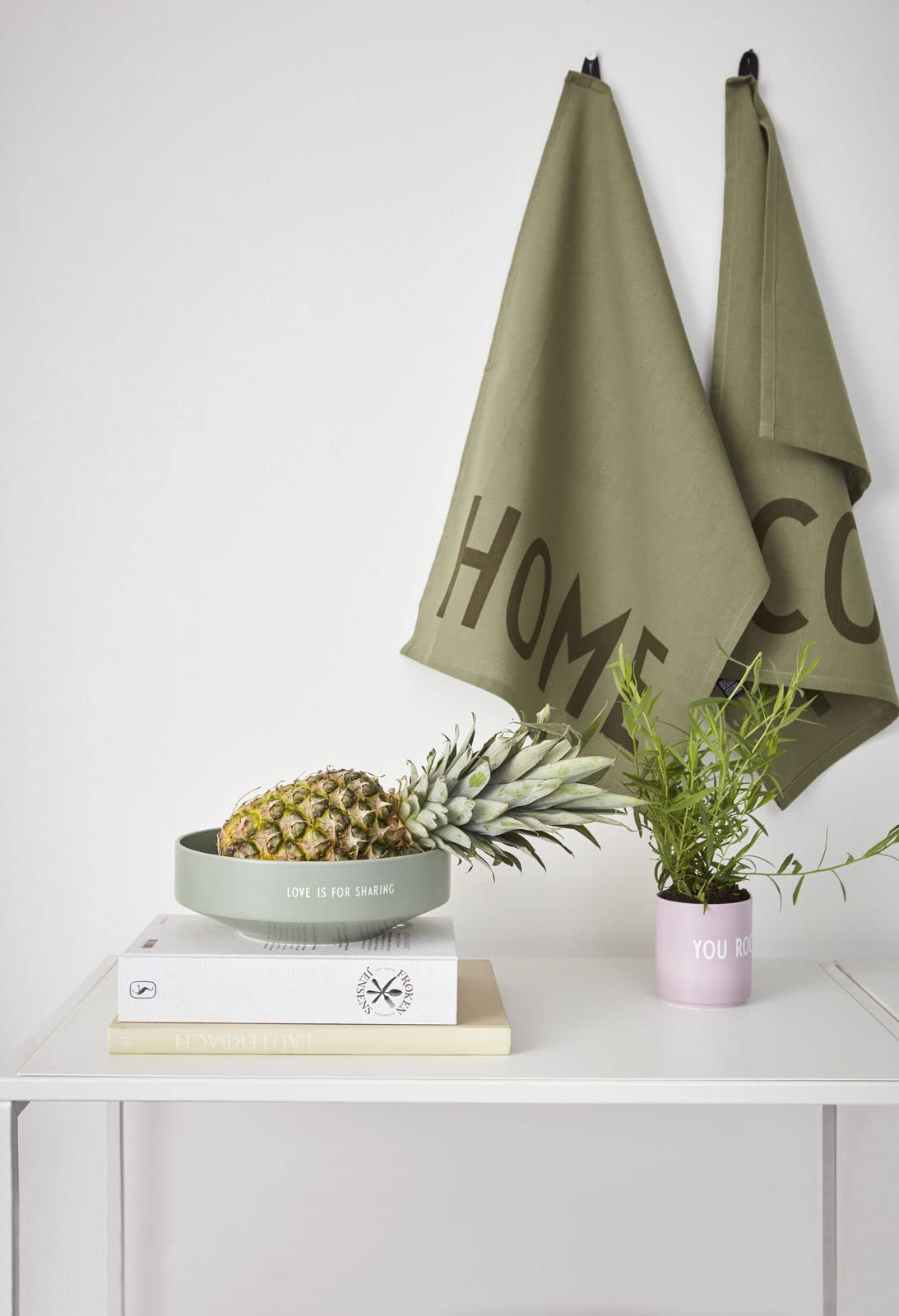 Design Letters Miska na przekąski zielona 1200 ml | Prezenty dla mamy, prezenty na Dzień Matki dla mamy | Porcelanowa miska na przekąski z wygrawerowanymi literami | miska do sałatki, miseczki na