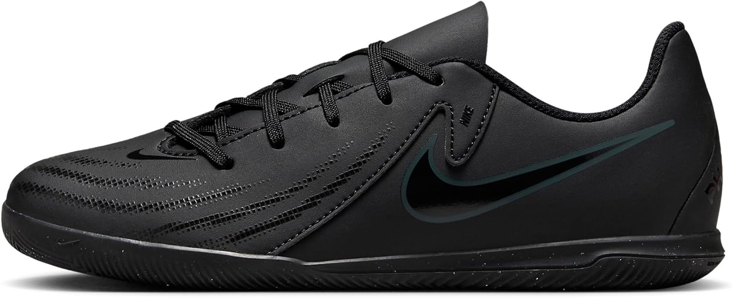 Nike Boy's Jr Phantom Gx Ii Club Ic Sneaker