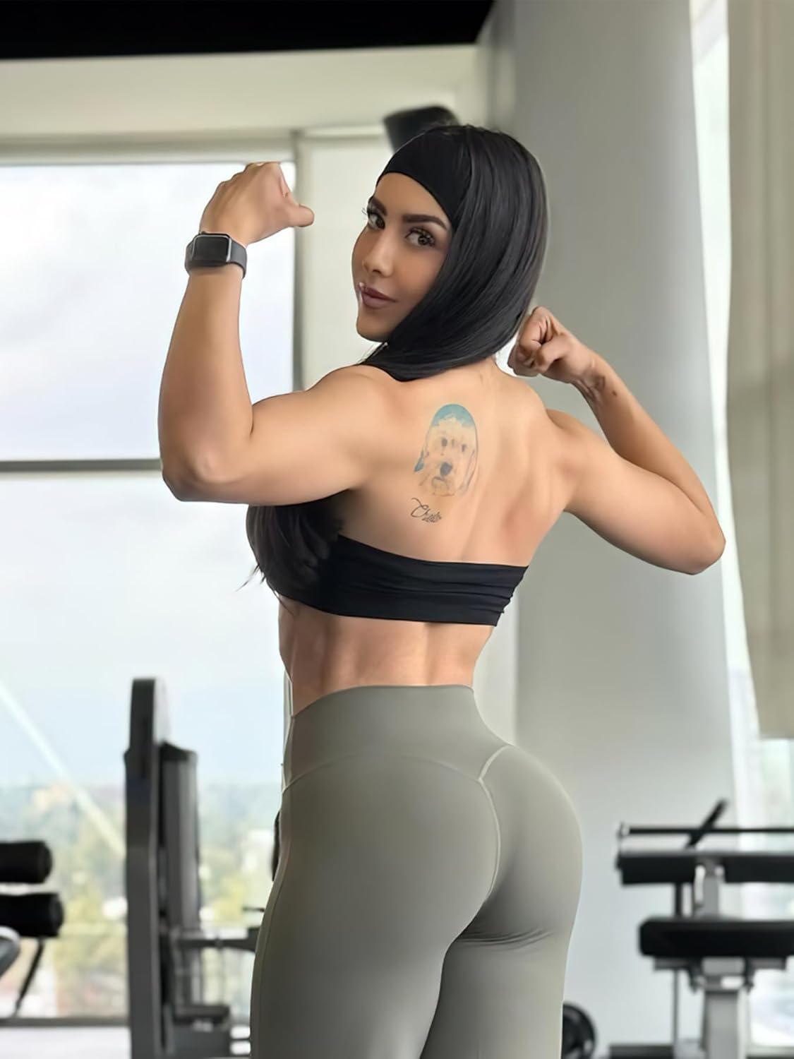 YEOREO Strapless Bandeau Sports Bra for Workout Seamless Tube Top Gym Padded Wireless Bra - Image 3