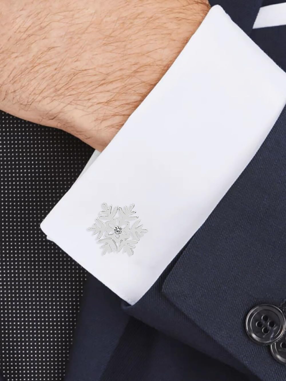 Snowflake Christmas Pair Cufflinks for Men Crystal Cubic Zirconia Winter Frozen Flower Tie Bar Clips Cuff Links Fashion Jewelry Gifts Xmas Festive 2Pcs