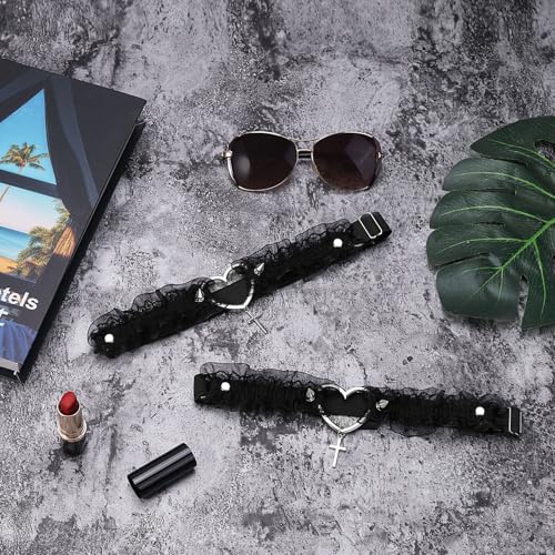 Lace Heart Leg Garter with Cross, Adjustable Rivet Thigh Garters Belt for Women Parties3