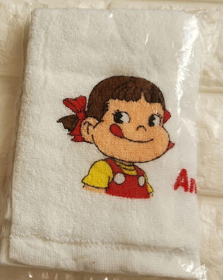 Amazon.co.jp: 不二家 ペコちゃん タオルハンカチ4枚タオル ポコ