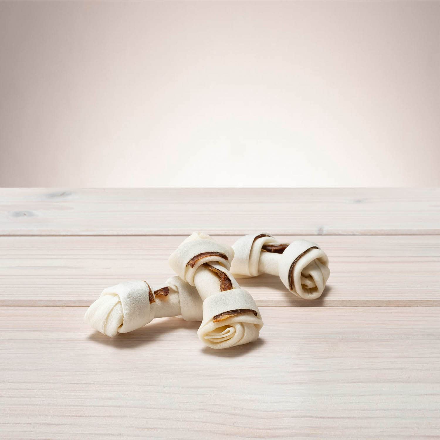 8in1 Delights Beef Bones XS Ossa masticabili per cani piccola taglia sensibili manzo pelle di manzo 7 pezzi