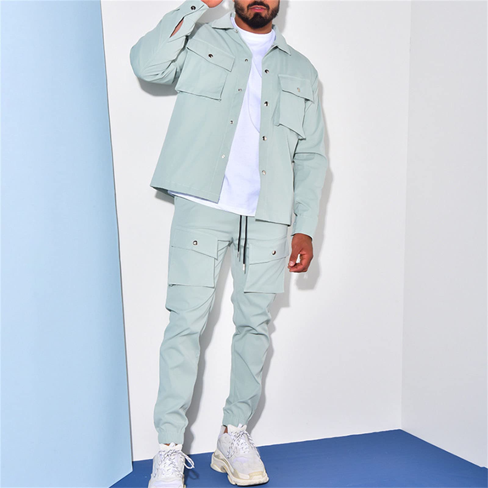 Tuta estiva da uomo Casual Cargo Pantaloni da trekking Allenamento Joggers Pantaloni della tuta Girare giù Set di camicia per gli uomini Daily Loungewear Suit