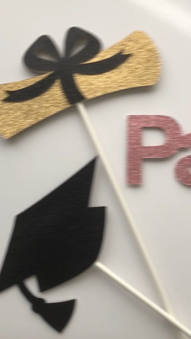 Graduation Decoration Class Of 2026 Centerpieces For Table, 2026 Party Centerpieces Grad Cap Sticks Party Supplies, Graduation Party Decoration Toppeers (16 PCS, Gold & Black, Set Of 4