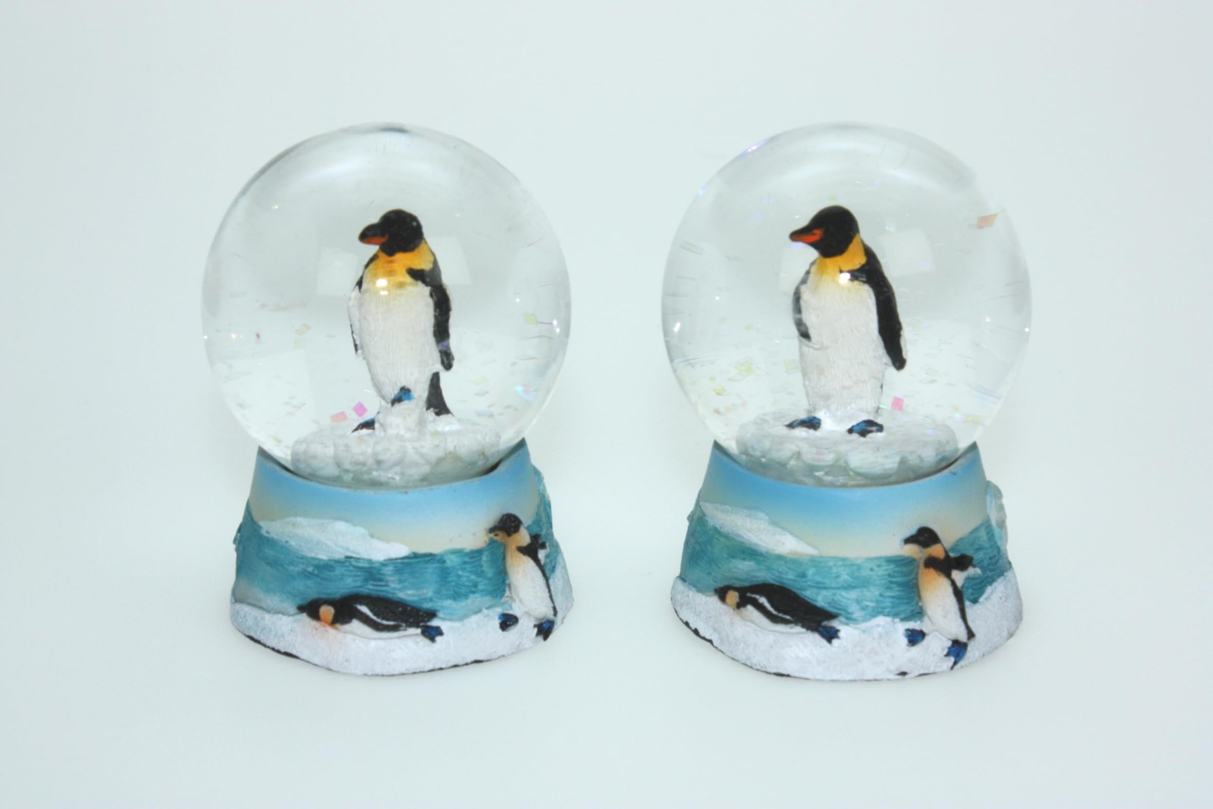 Cornelißen Multicolor Glitter Ball King Penguin Double Animal Snow Miniature Shaker Glass Ball