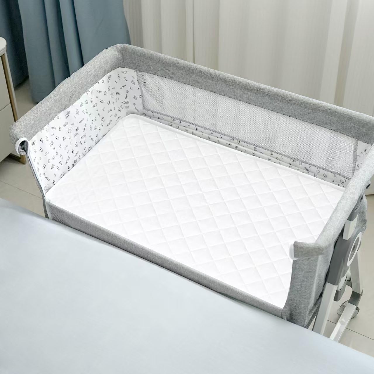 Bassinet Mattress Pad Cover Waterproof Fit for Hourglass/Oval Bassinet Mattress, Quilted Bassinet Mattress Protector 2 Pack Bassinet Sheets 32"x17", White