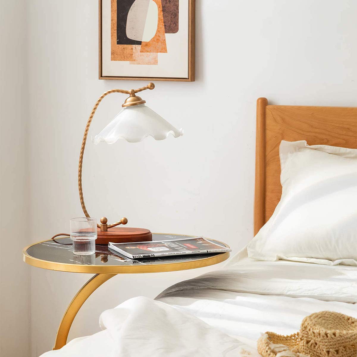 Amazon｜丸いソファサイドテーブル、大理石の質感の仕上げが施された