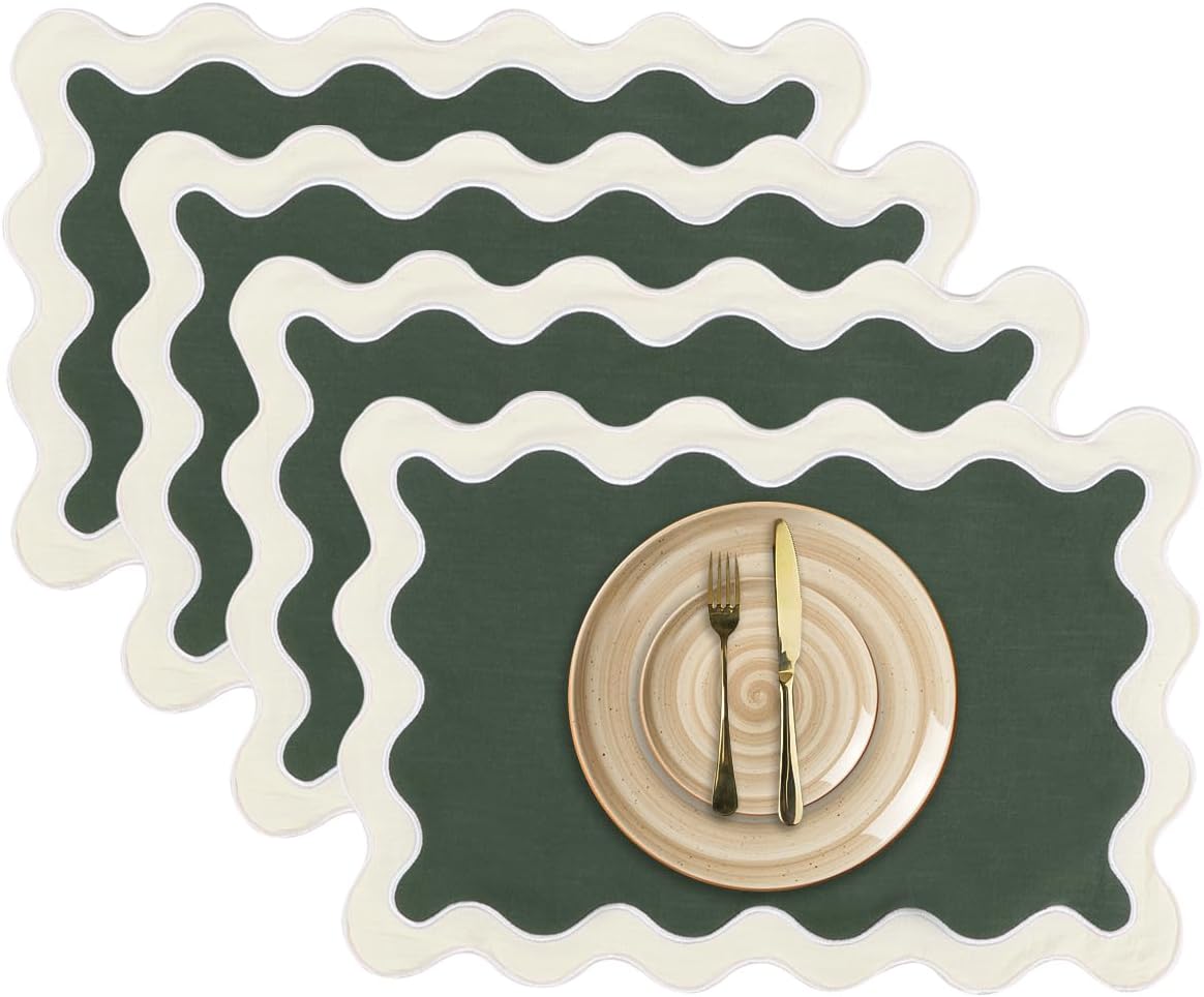 Placemats Set of 4, 13 x 19 Inch Cotton Table Placemats Washable Heat Resistant Woven Table Mats for Table Decor, Boho Scallop Embroidered Placemats (Green)