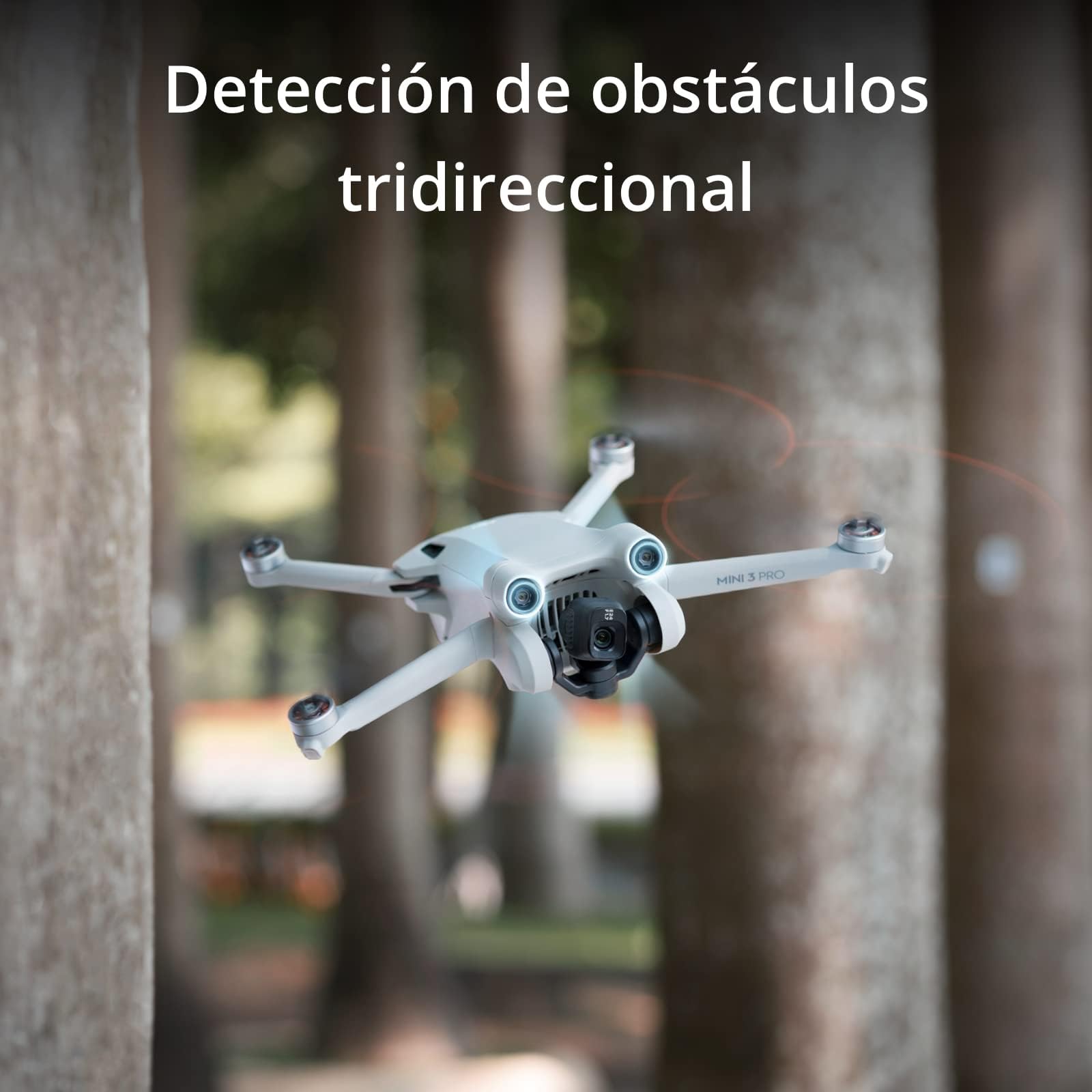DJI Mini 3 Pro con DJI Smart Control – Dron ligero y plegable con Mando a distancia, vídeo 4K/60 fps, fotos de 48 MP, 34 minutos de tiempo de vuelo, detección de obstáculos tridireccional