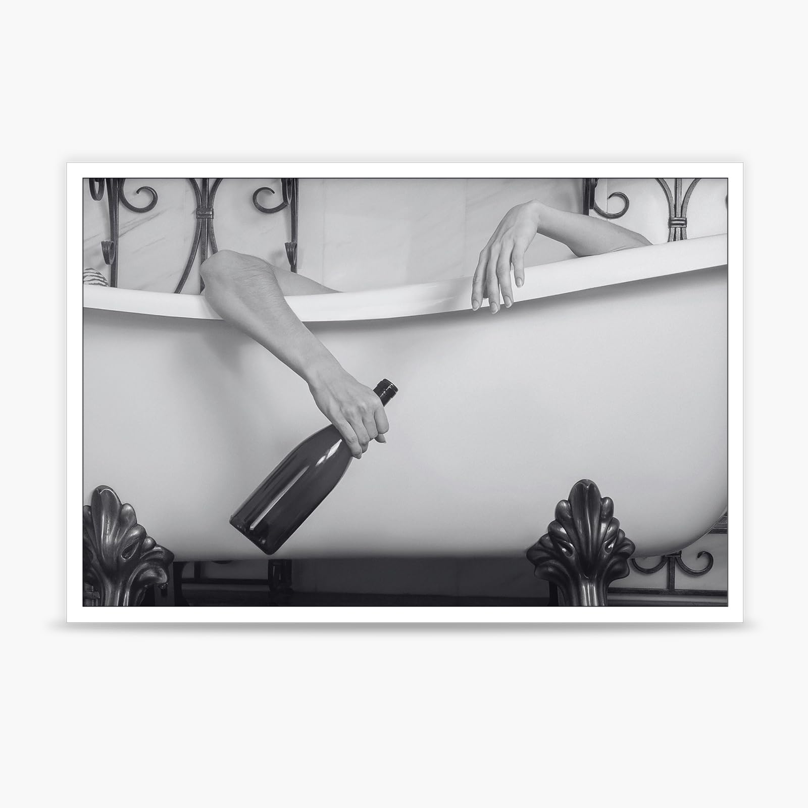 Dcvjiy Retro Woman Holds Champagne Poster In A Bathtub Black And White Glam Bathroom Canvas Wall Art Woman Champagne Bubble Bath Prints For Home Bedroom Bathroom Bar Wall Decor 12x16in Unframed — image 1