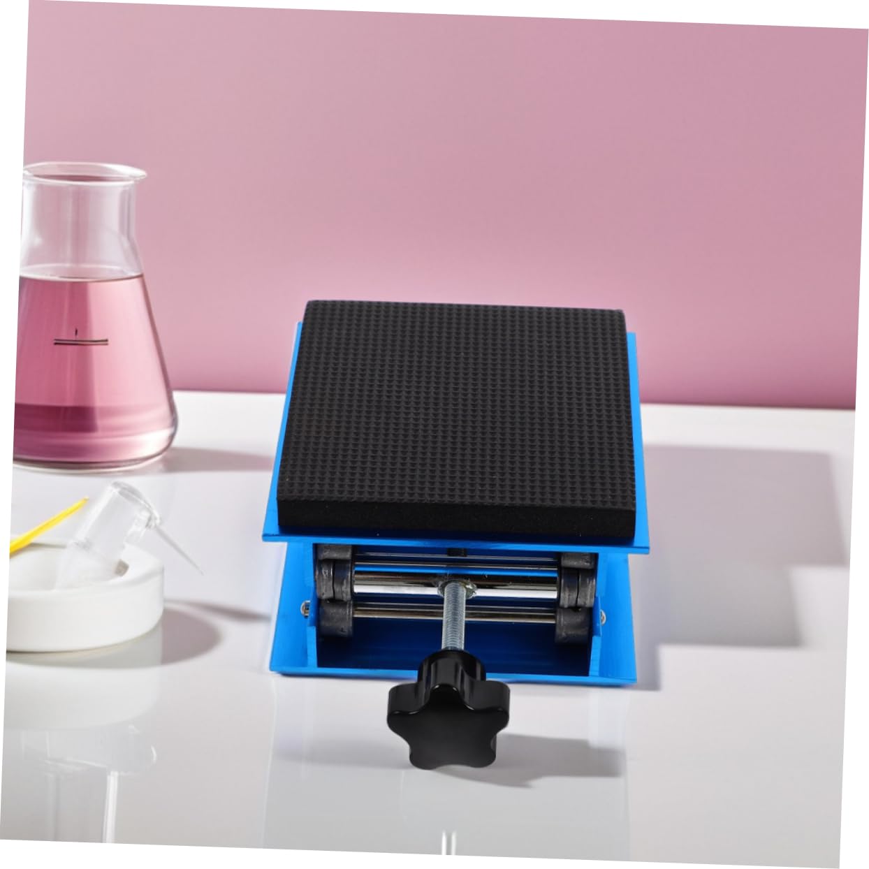 Veemoon Plataforma Elevadora de Laboratorio de Aluminio 15x15cm con Diseño Antideslizante y Amortiguación para Equipos Científicos y Experimentos