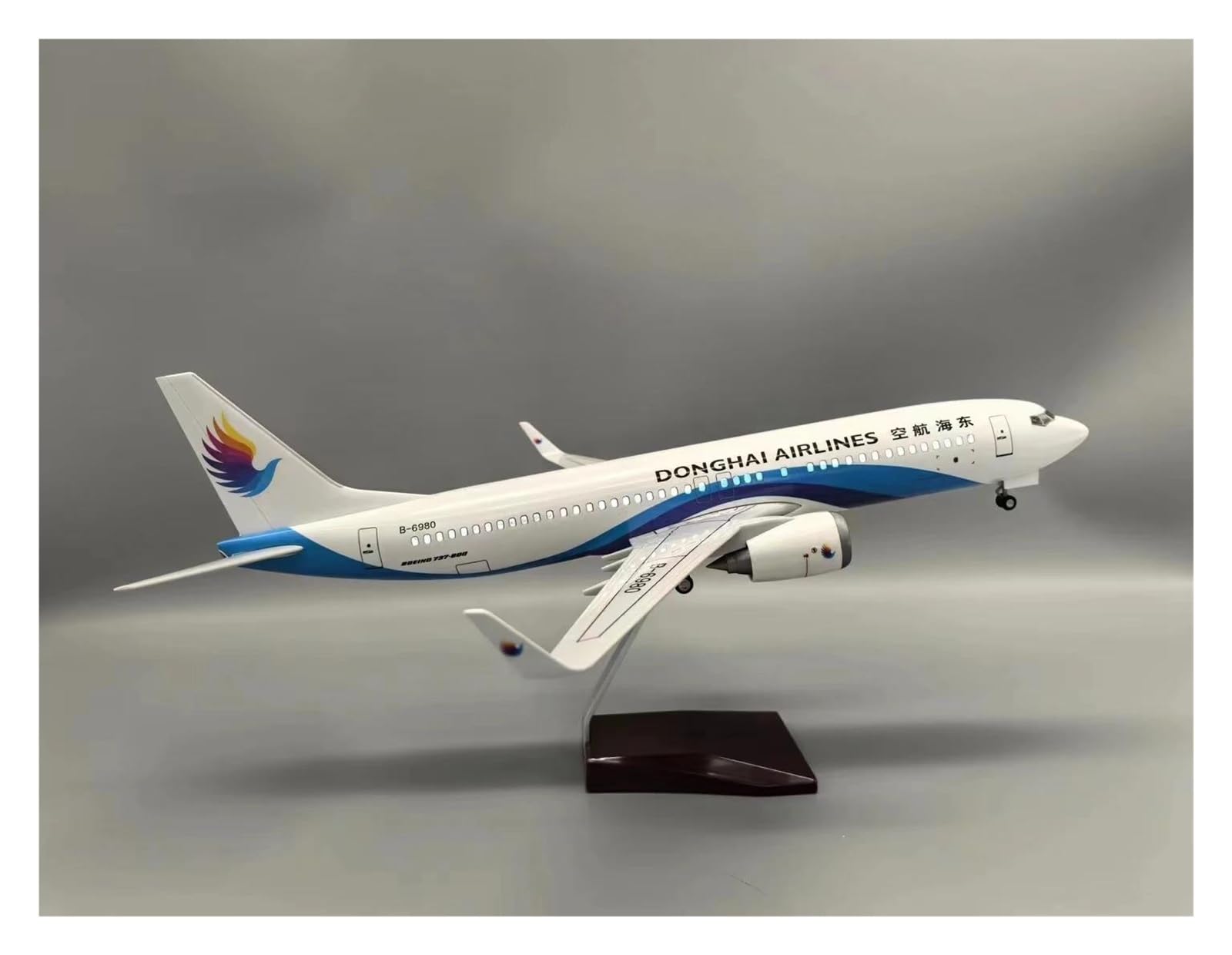 Aereo in Metallo pressofuso per Modello di Aeroplano in Resina pressofusa 737 Donghai 47CM con Supporto B737 per la Collezione di Appassionati di Aviazione per Raccolta ed Esposizione (con Luce)