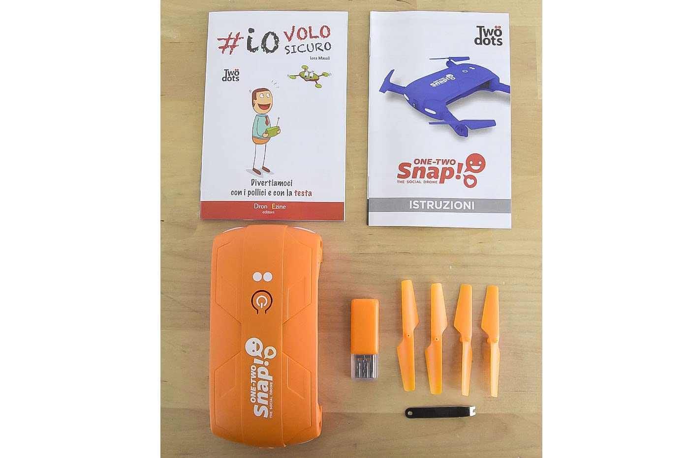 Twodots - Two dots snap the social drone cam hd 1mpx con giroscopio stabilizzatore a 6 assi colore blu
