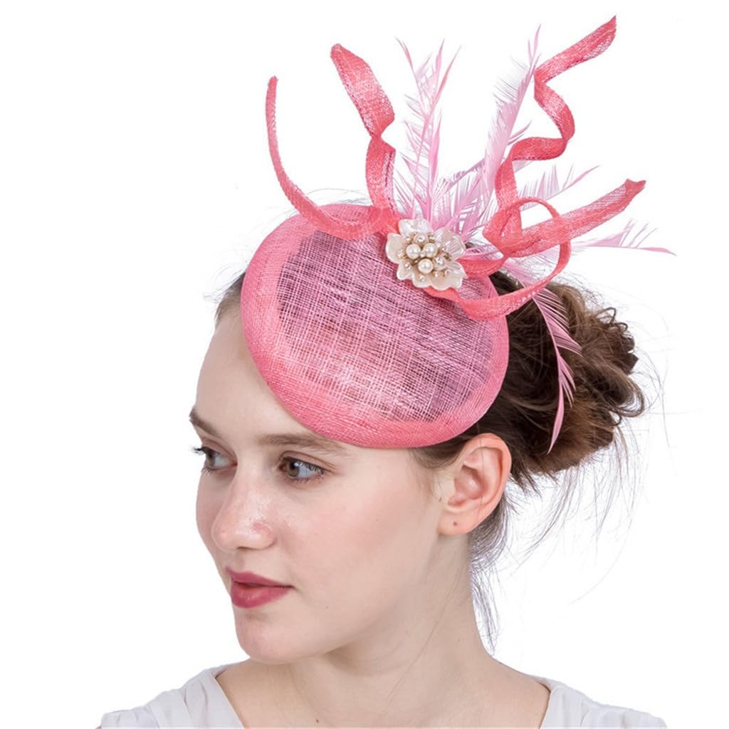 Chapeaux fascinators pour robe assortie de cocktail et événement de mariage