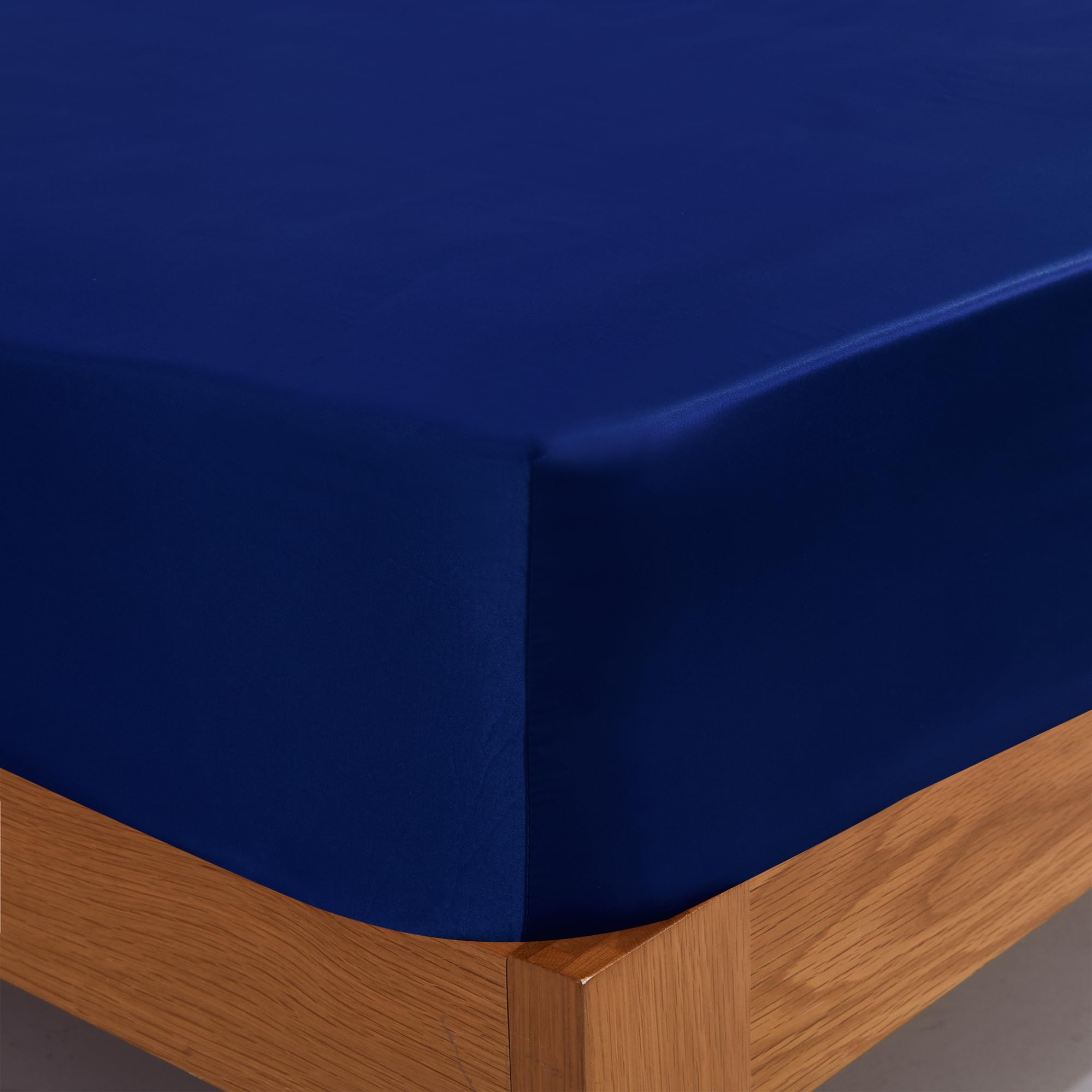 ROOEE Satin Silk Fitted Sheet with Pillowcase Set Breathable Soft Bedding Brushed Fabric Wrinkle - Image 2