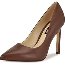Nine West     210 5,  210, 5