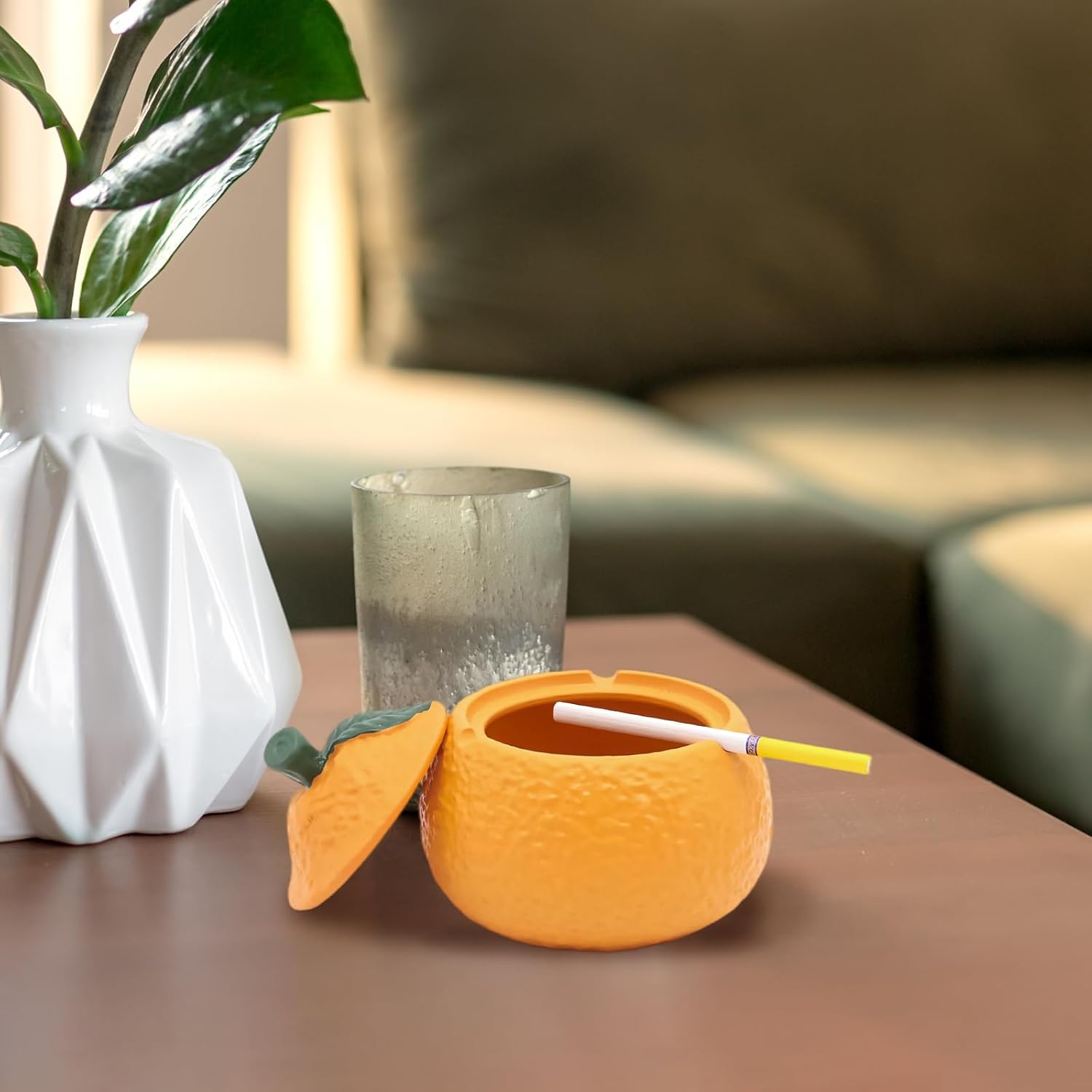 Resin Ashtray with Lid Cute Orange Shaped Windproof Ash Tray Home Office Decoration for Smokers Funny Cute Home Decor Gift for Smoker