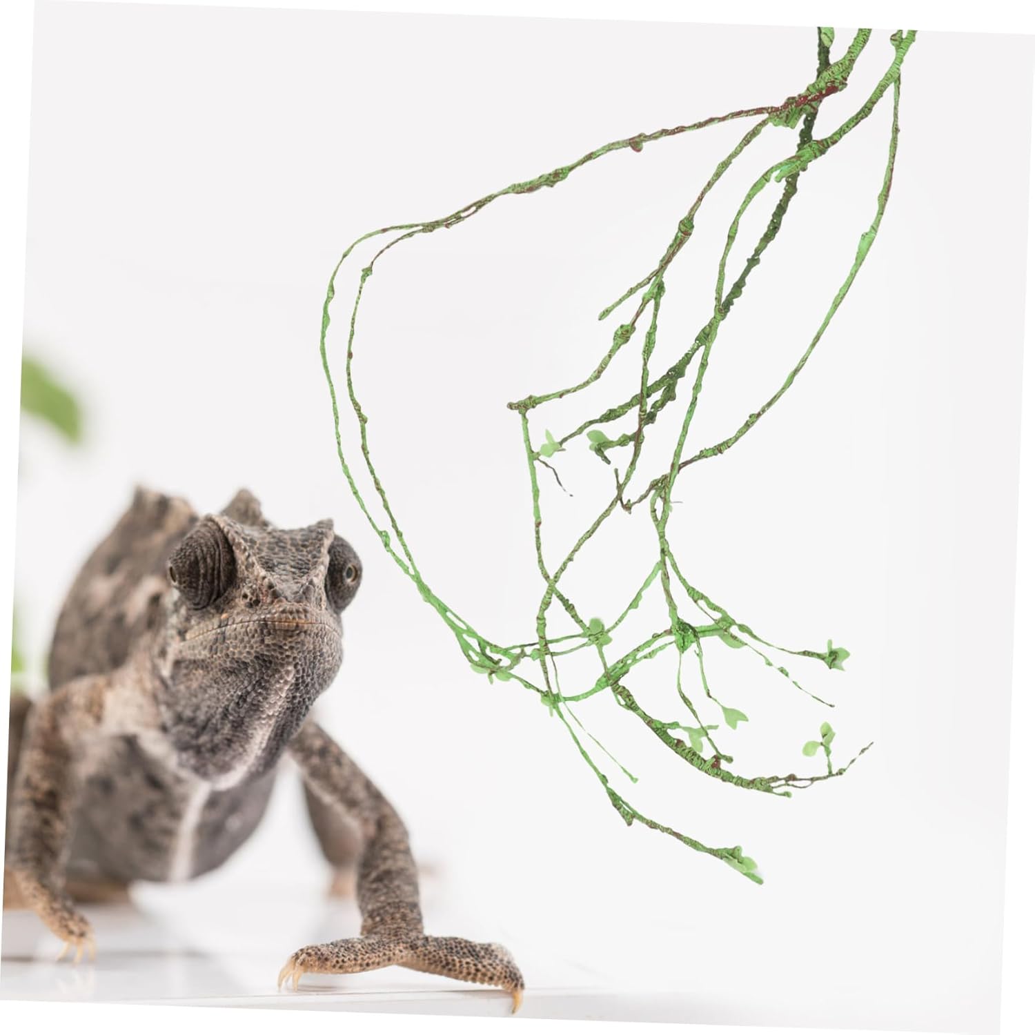 Mipcase Reptile Climbing Vine Decoration for Terrarium Realistic Faux Vine for Lizards Chameleons Geckos and Flexible Jungle Decor for Reptile Tanks Habitat Accessory