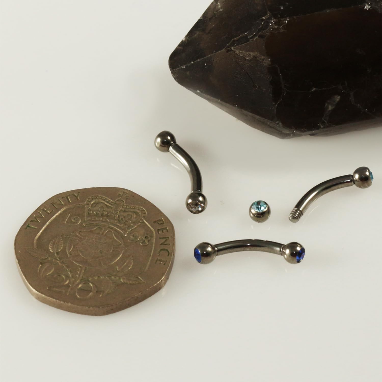 G23 Grade Titanium Double 4mm Crystal Stone Ball with 14 Gauge with 14 Gauge - 6mm,8mm,9mm,10mm,11mm,12mm,13mm,14mm,16mm Curved Barbell - Eyebrow Bar - Tragus Piercing - Helix Body Piercing Jewelry