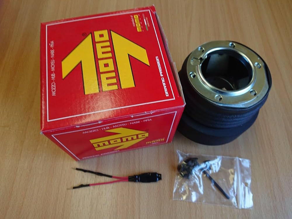 MOMOボス　VW　GOLF2/GOLF3　(~88)　8010 MOMOボス VW GOLF2/GOLF3 (~88) 8010 - メルカリ