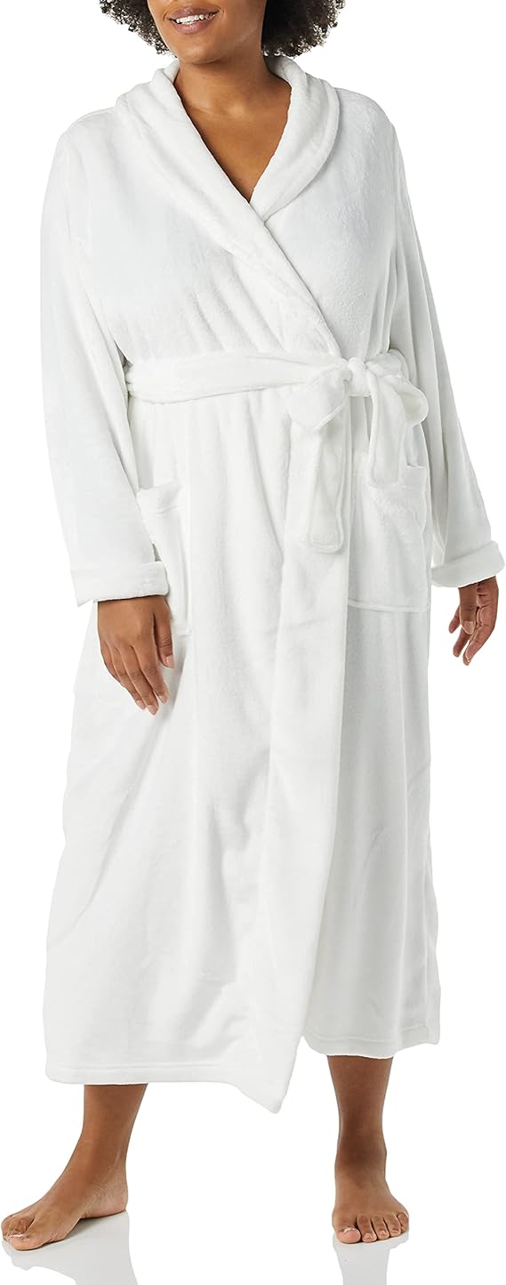 Amazon Essentials Womens FullLength Plush Robe Amazon.ca Clothing