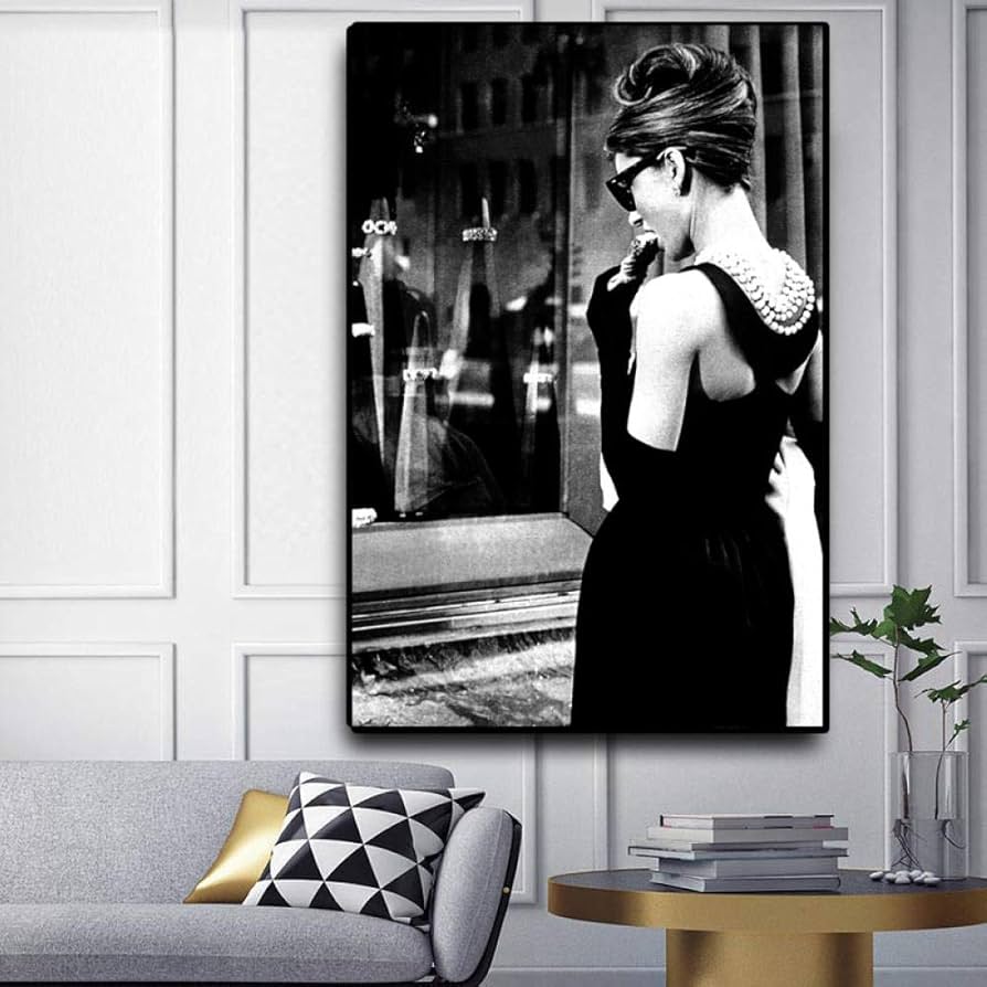 【世界限定100枚】額装付きアートポスター　オードリーペップバーン NYC 世界限定100枚】額装付きアートポスター オードリーペップバーン