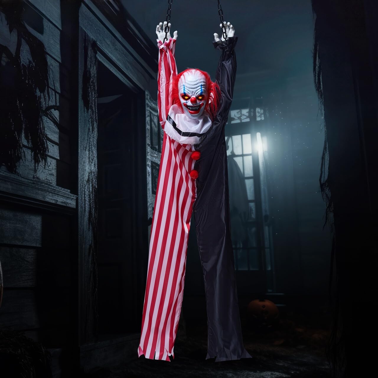 JOYIN Decorazione animatronica da appendere a forma di clown di Halloween, con catena, 165 cm, spaventoso clown con movimento, luce e suono (attivato dal suono), decorazione animata per cortile