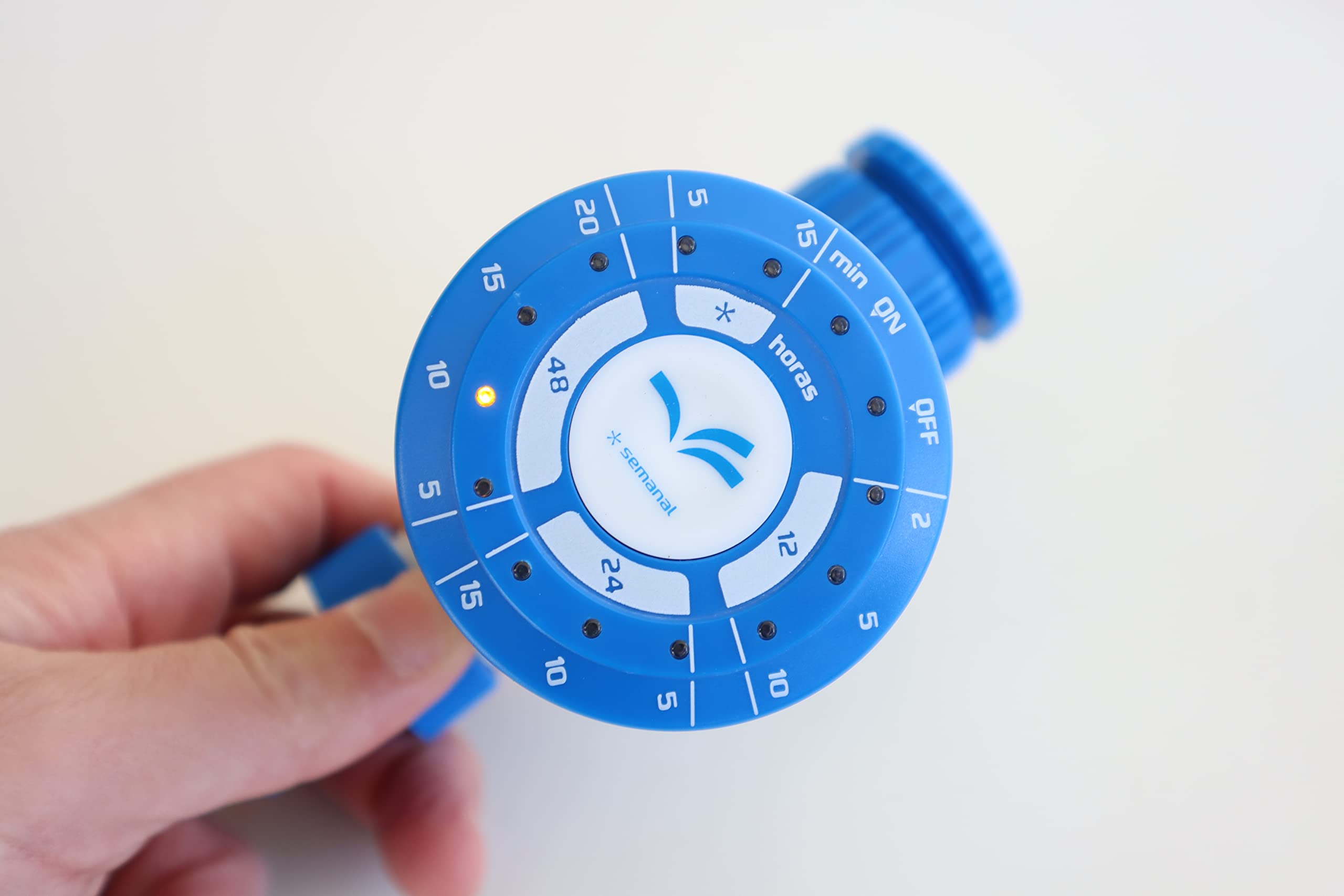 AQUA CONTROL C4200 Programmateur d'arrosage Clicker à Bouton Unique pour Jardin, pour Tout Type de Robinet. Ouverture à 0 Bar