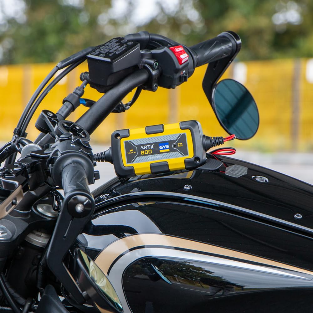 GYS - Artic 800 - Chargeur - Inverter - Livre avec Pinces et Cosses de Connexion, Noir,Jaune