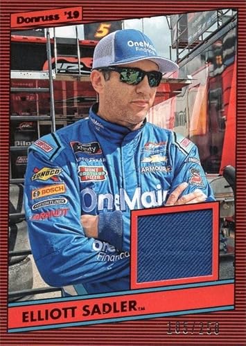 Elliott Sadler race used memorabilia swatch trading card (NASCAR, Auto Racing) 2019 Donruss #86ES LE 105/250 - Autographed NASCAR Cards