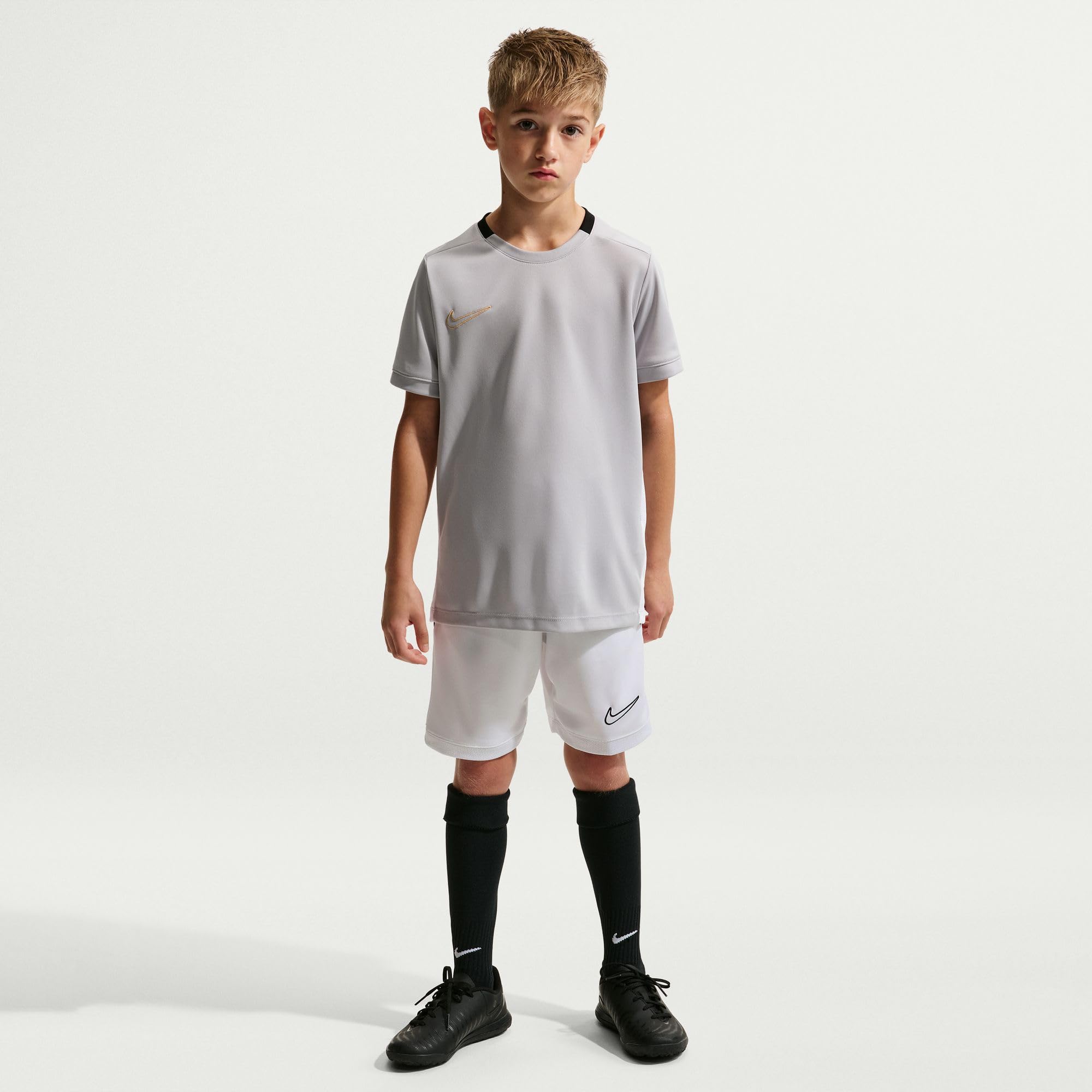 Nike Academy Dri-FIT Fußballshorts (ca. 18 cm) für ältere Kinder, IF2770