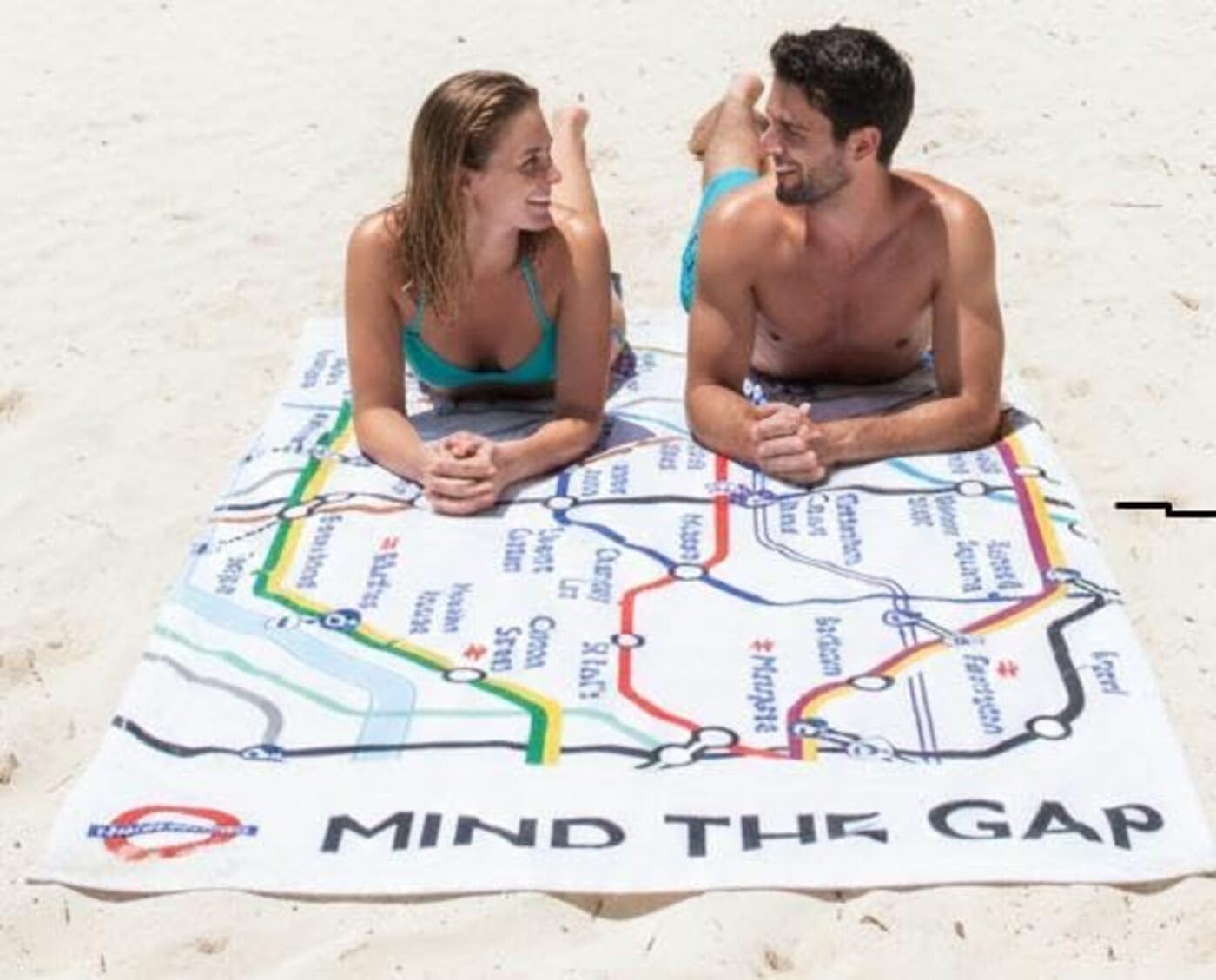 TFL8401 Serviette de plage sous licence du métro de Londres avec impression carte tube Grande taille 74 cm x 145 cm Séchage rapide Anti-sable Vacances Voyage Mer