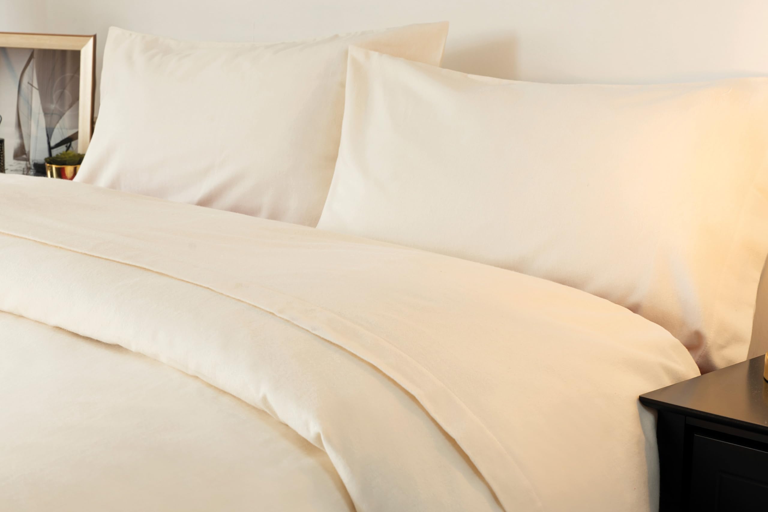 Belledorm Luxury Hotel Quality Duck Feather pillows 2 PACK with 2 x (Cream)