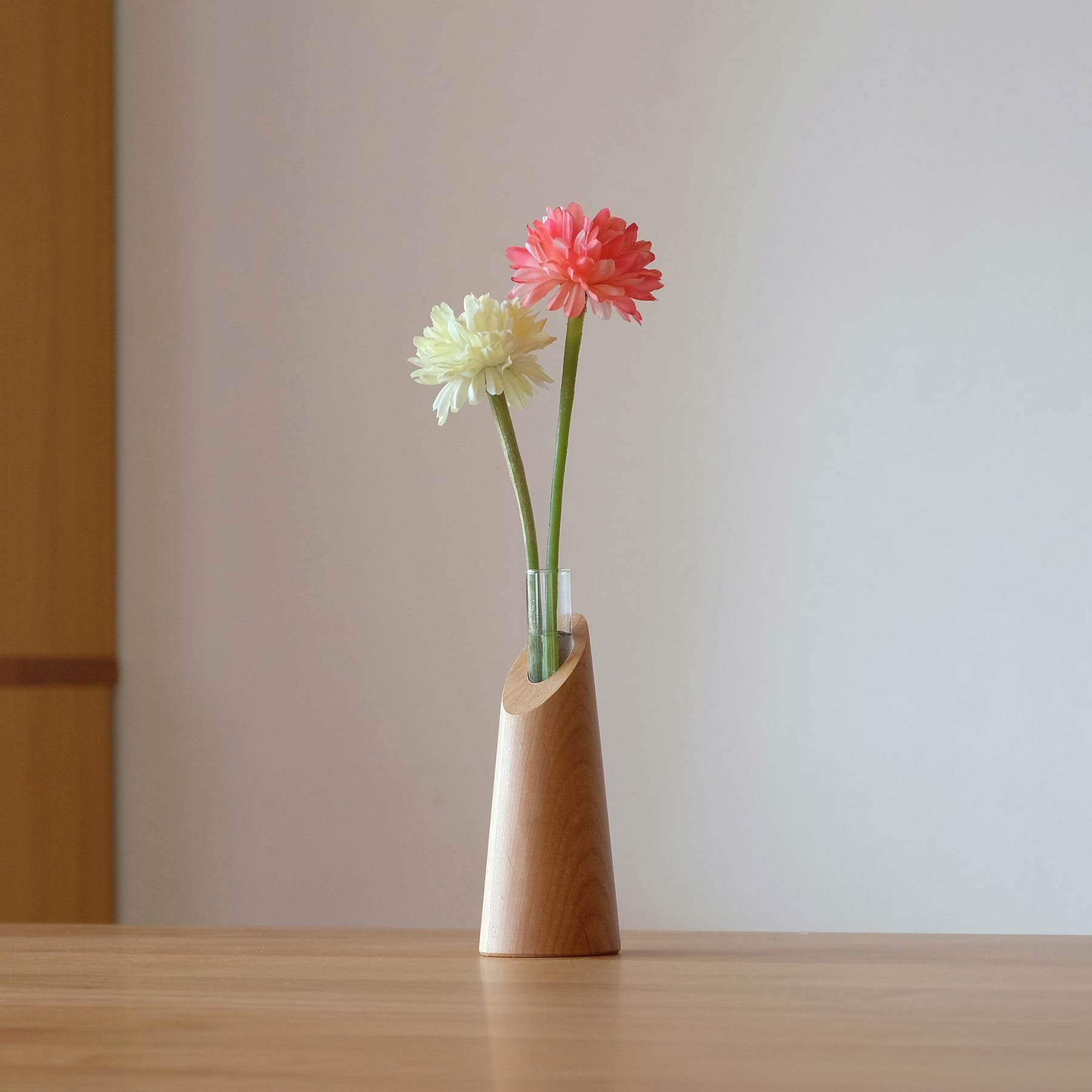 Amazon.co.jp: ISSEIKI デコラ 一輪挿し (専用ビーカー付き) ＜DECORA 