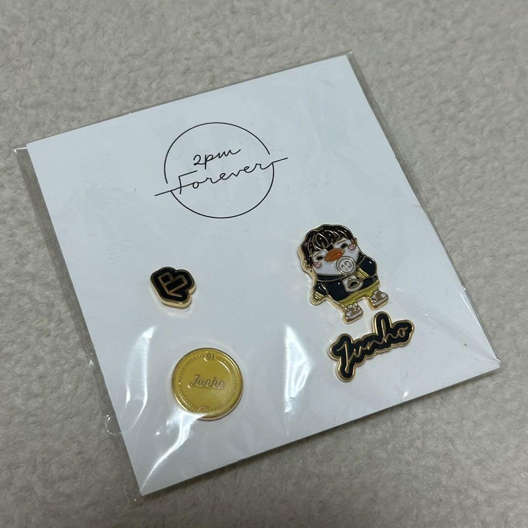 Amazon.co.jp: 2PM JUNHO 10周年グッズ ピンバッチ ジュノ : おもちゃ