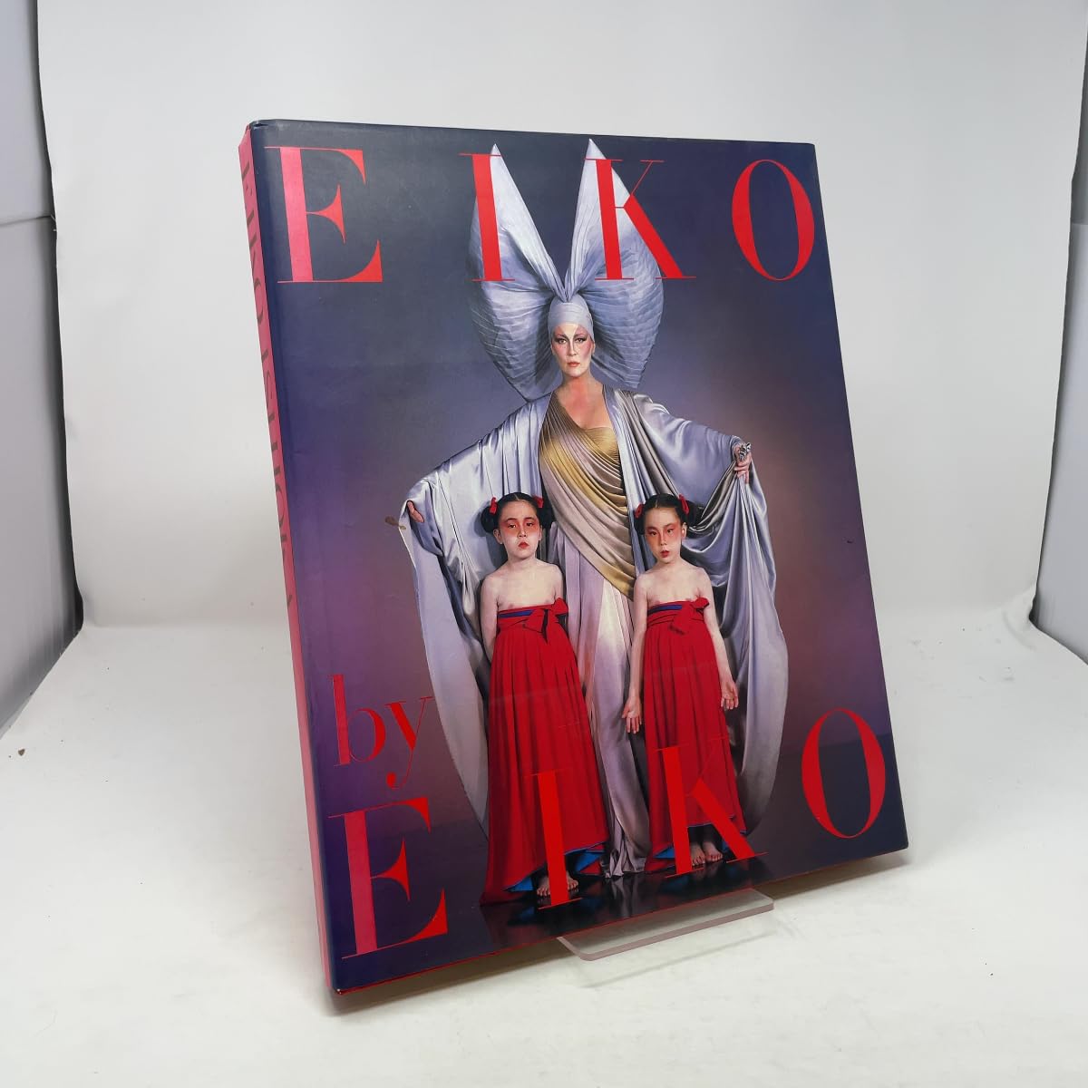 Amazon.co.jp: 石岡 瑛子: 本、バイオグラフィー、最新アップデート