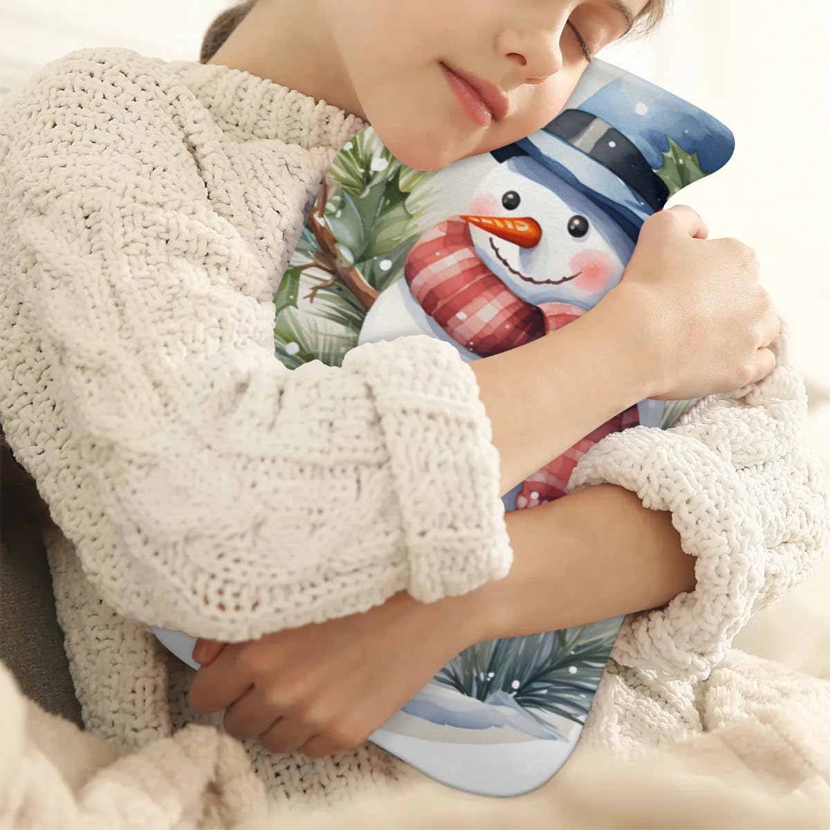 Hot Water Bottle with Soft Cover,2L Christmas Snowman Hot Water Bag for Hot and Cold Compress, Hand Feet Warmer, Modern Snowman Rubber Hot or Cold Water Bottle Halloween Christmas Decorations