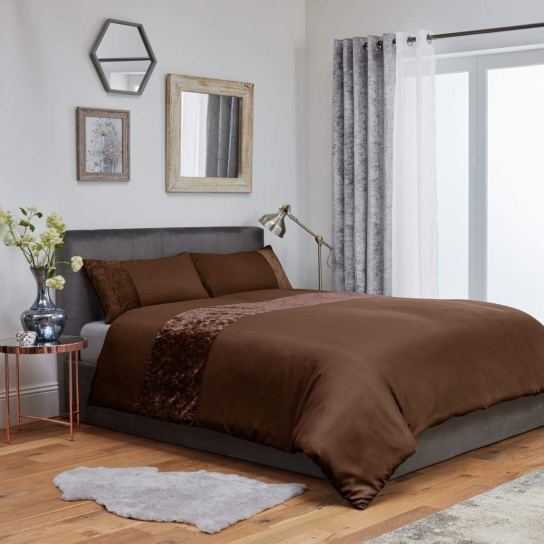 John Aird Crushed Velvet Duvet Cover Bedding Set With Pillowcases (Super King, Chocolate) โ image 1