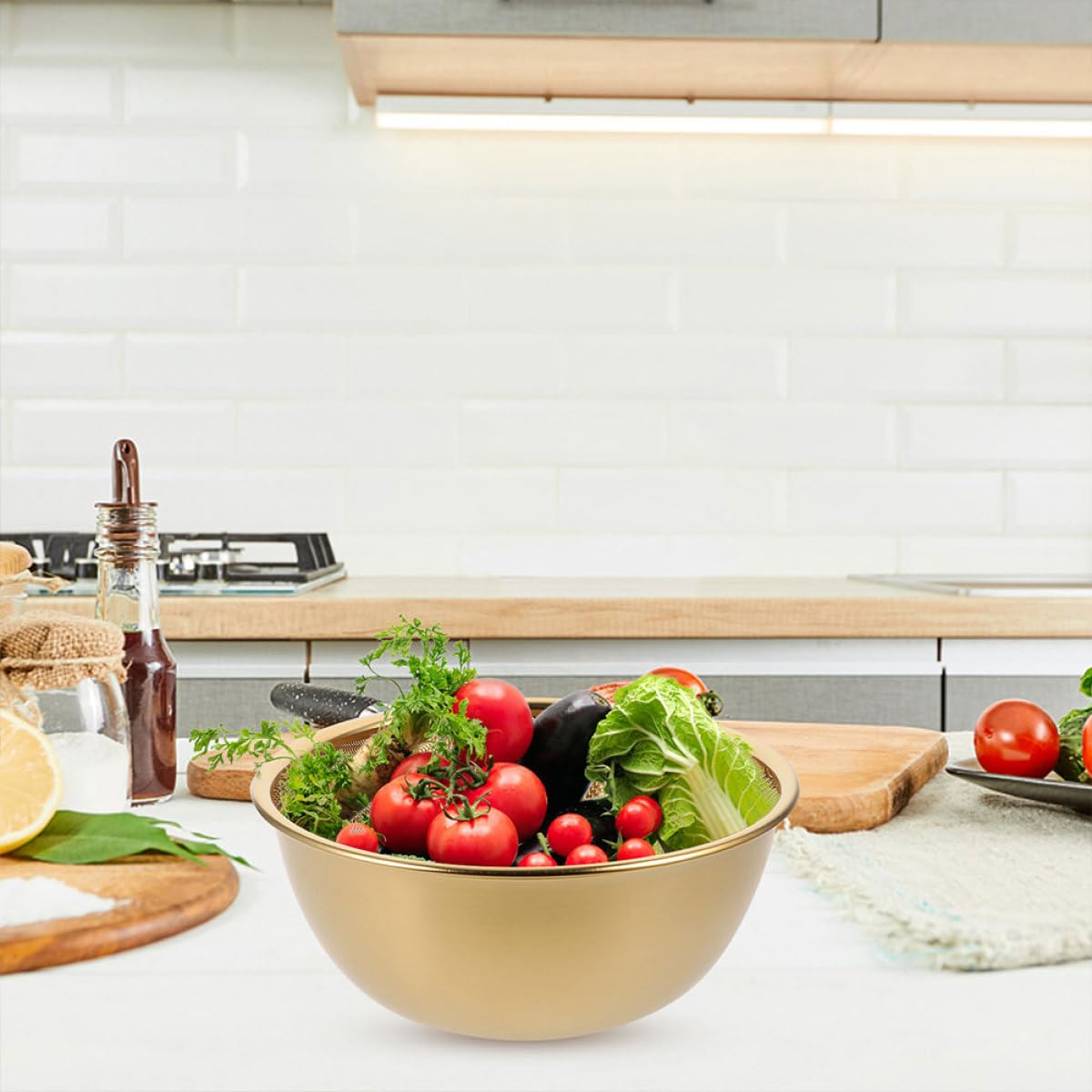 Hohopeti Escurridor de Arroz y Colador de Acero Inoxidable 24 CM Cesta de Malla Fina Dorada 2 Piezas para Lavar Verduras y Frutas Cedazo Multifuncional Base Antideslizante para Cocina
