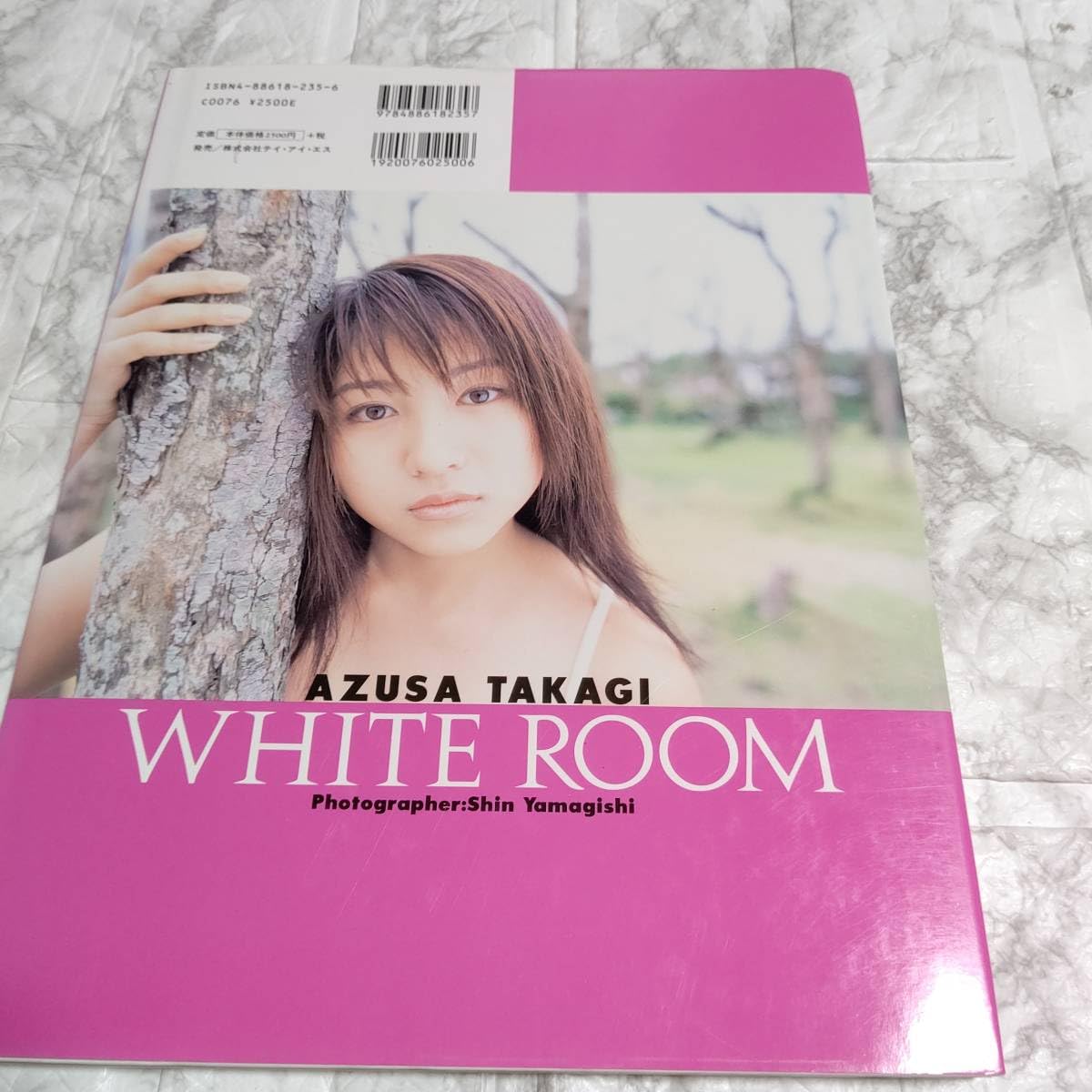 Amazon.co.jp: 写真集高木梓 高木梓 写真集「WHITE ROOM」初版