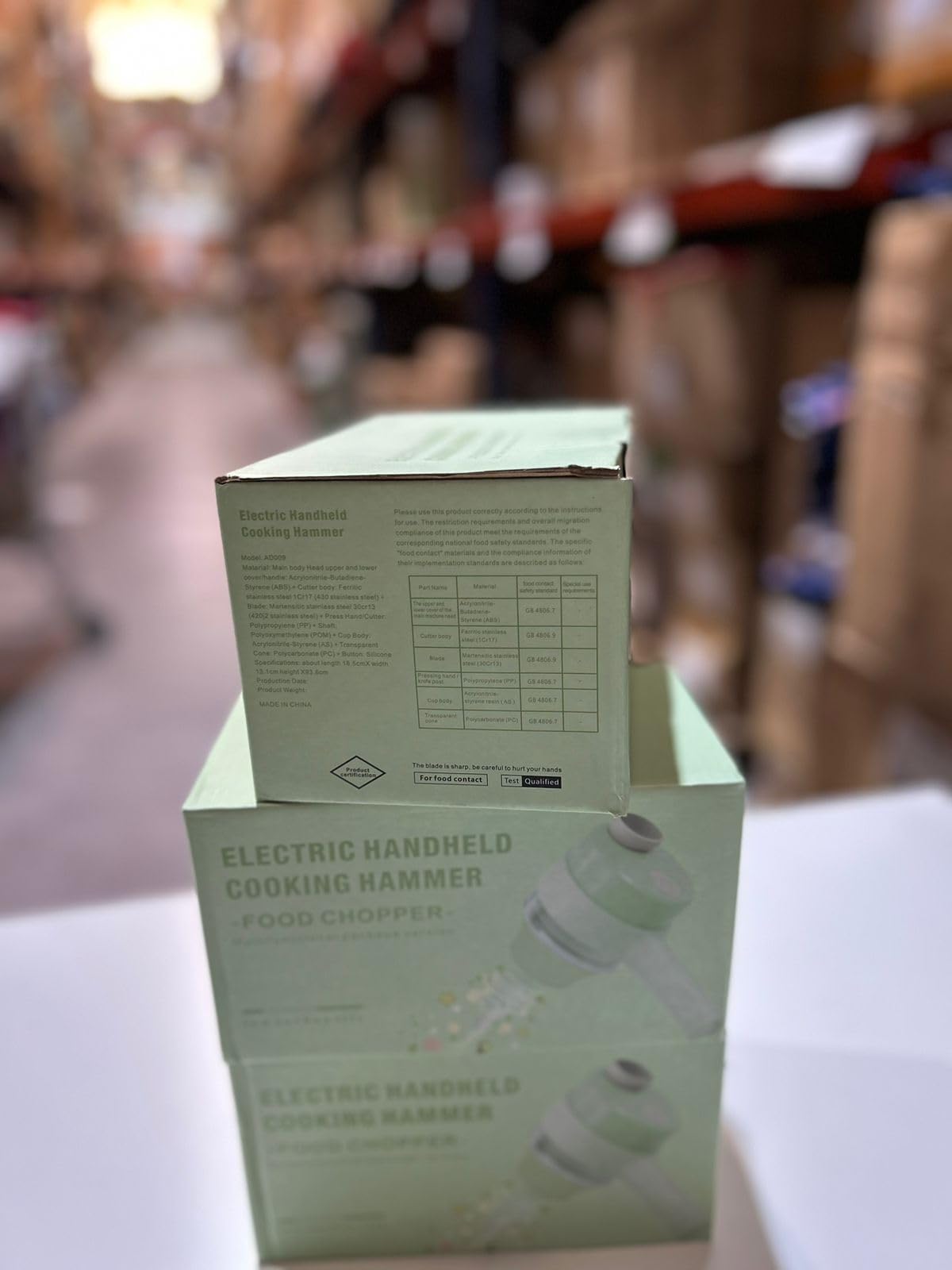 MayMax Cortador de Verduras Electrico 4 en 1 - Picadora inalambrica recargable que pica, ralla, corta y tritura verduras, ajo y frutos secos en segundos, facil de limpiar