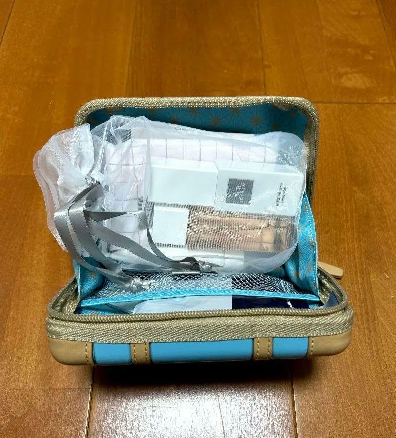 新品 ANA国際線ファーストクラス アメニティ グローブトロッターザ